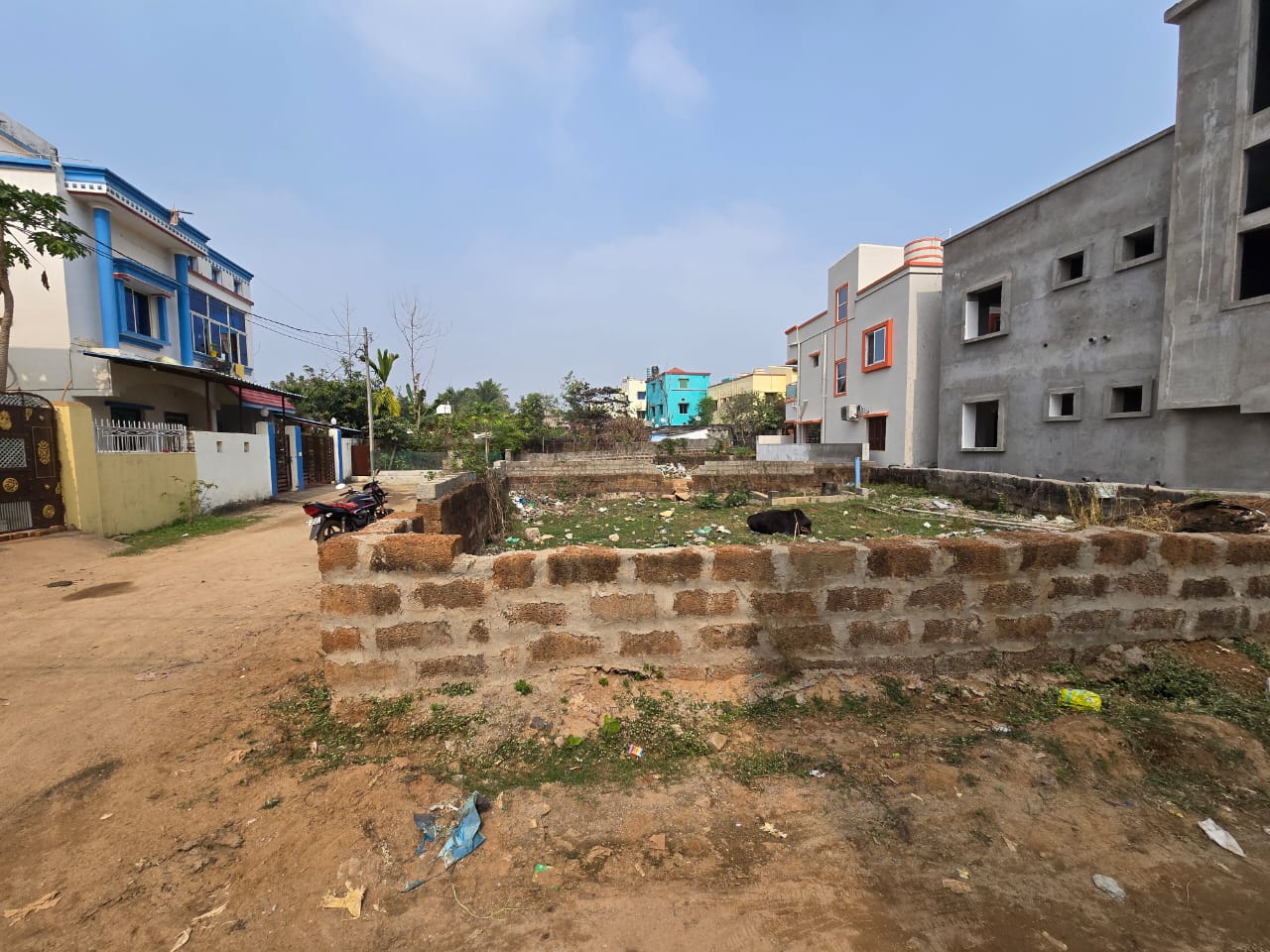 2400 sqft Land sale In Jagamara
