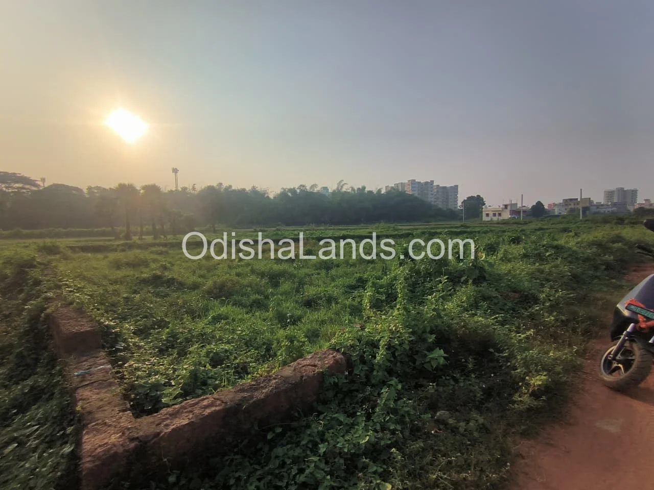 * 2000 sqft land for sale in Ranasinghpur near Dumduma Nagar. * Locati