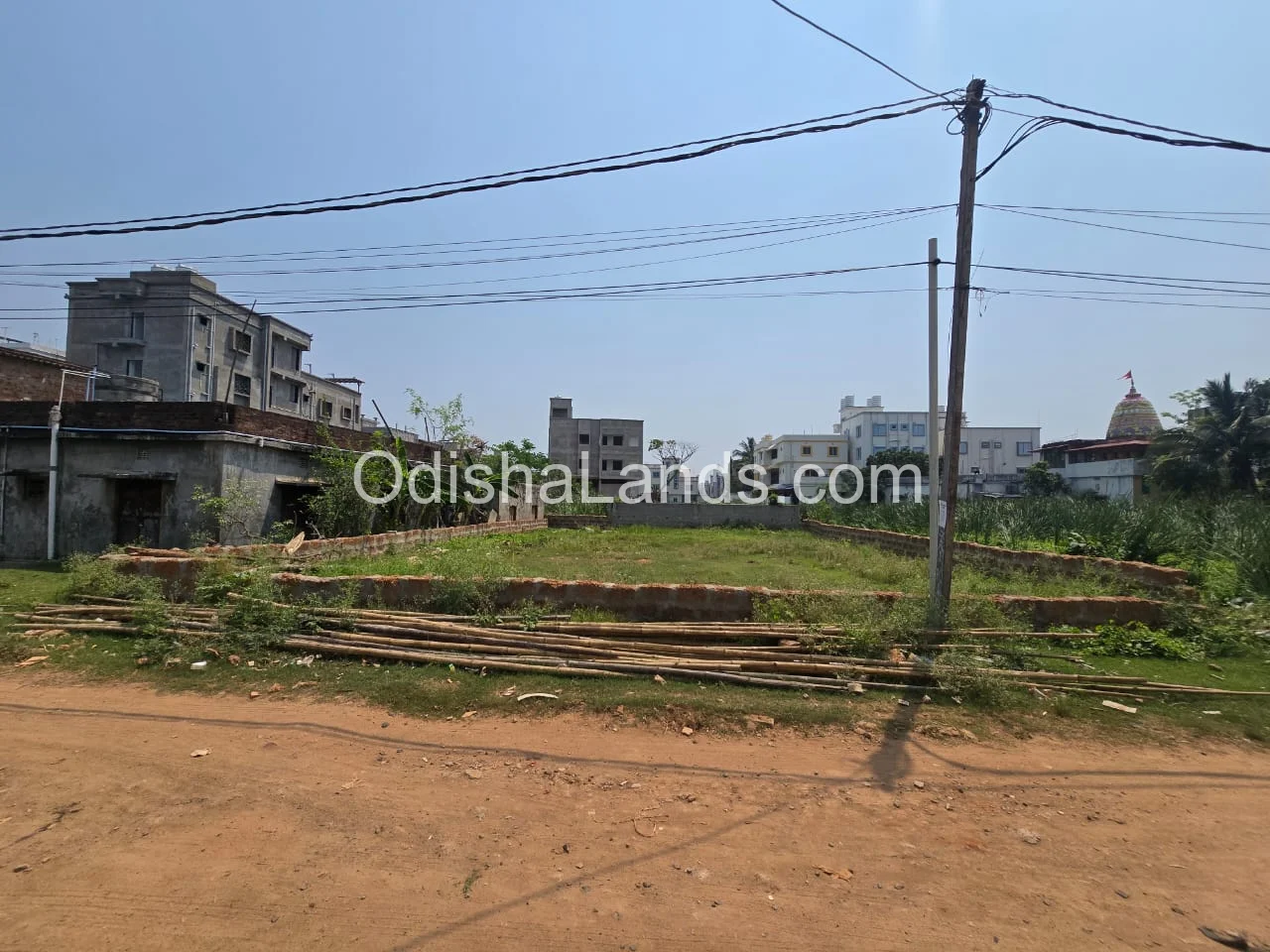 2350 sqft gharabadi land for sale in Lewis road, Samantarapur.