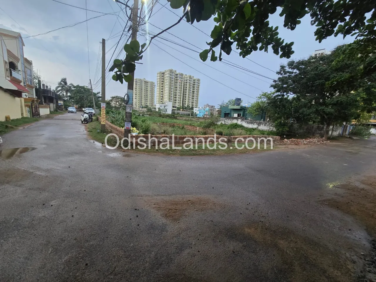 2400 sqft corner plot for sale in Patrapada, Shreekhetra Vihar.