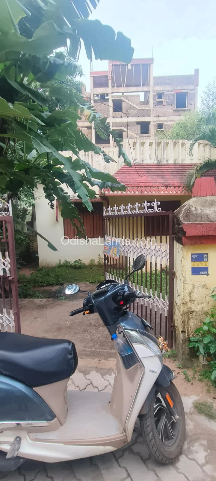 2100 sqft land for sale in Patia nearby sai mandir.