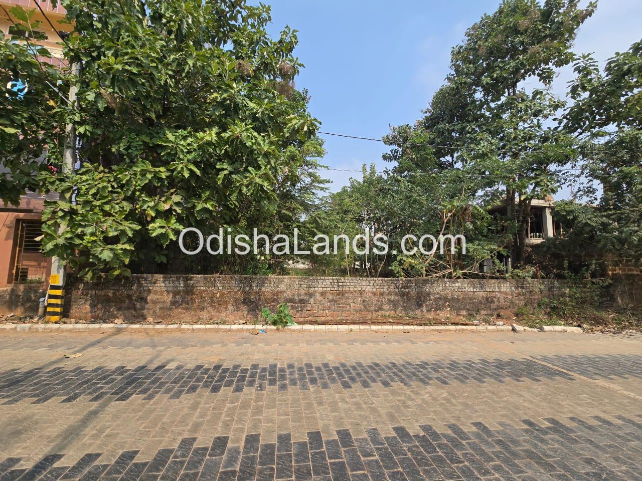 2400 sqft Land sale In Jagamara